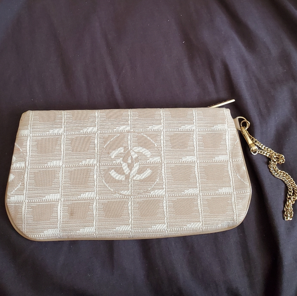 Authentic Chanel New Travel Line Pouch Pink Nylon